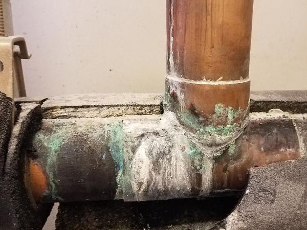damaged-pipes-in-need-of-repipe-2d9f9544