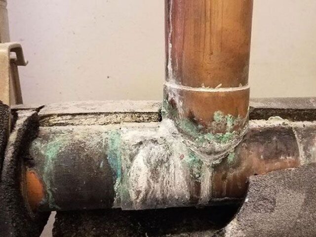 https://integrityplumbing.com/wp-content/uploads/2024/01/how-to-know-when-you-need-a-repipe-1ef35916-640x480.jpeg
